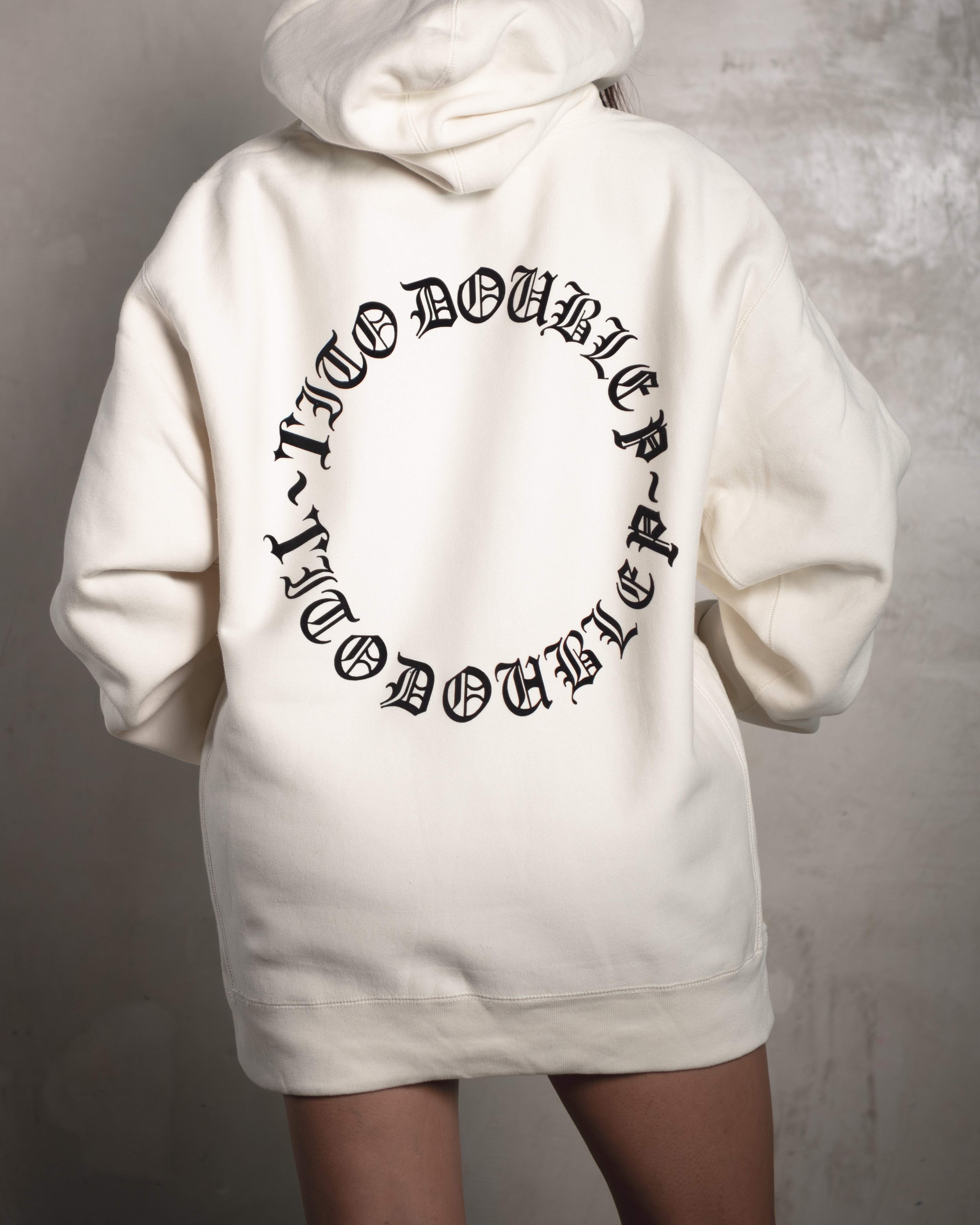 Sudadera con capucha Dos días Hueso